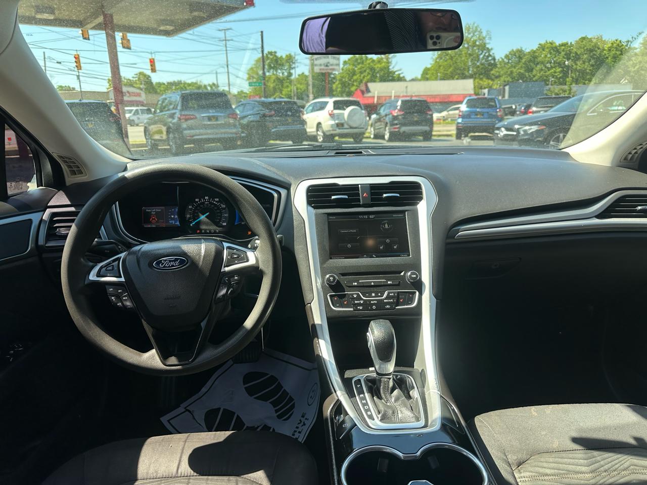 Ford Fusion 4dr Sdn SE FWD 2016