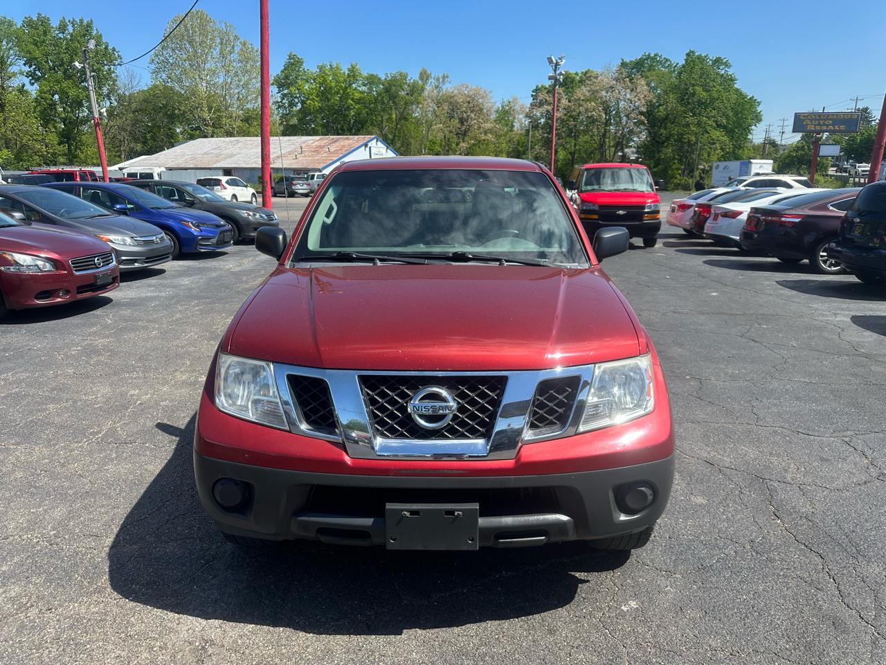 Nissan Frontier 4WD Crew Cab SWB Auto S 2013
