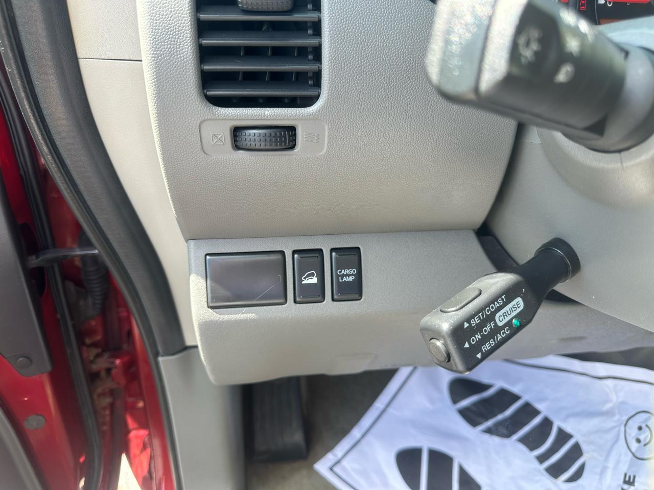 Nissan Frontier 4WD Crew Cab SWB Auto S 2013