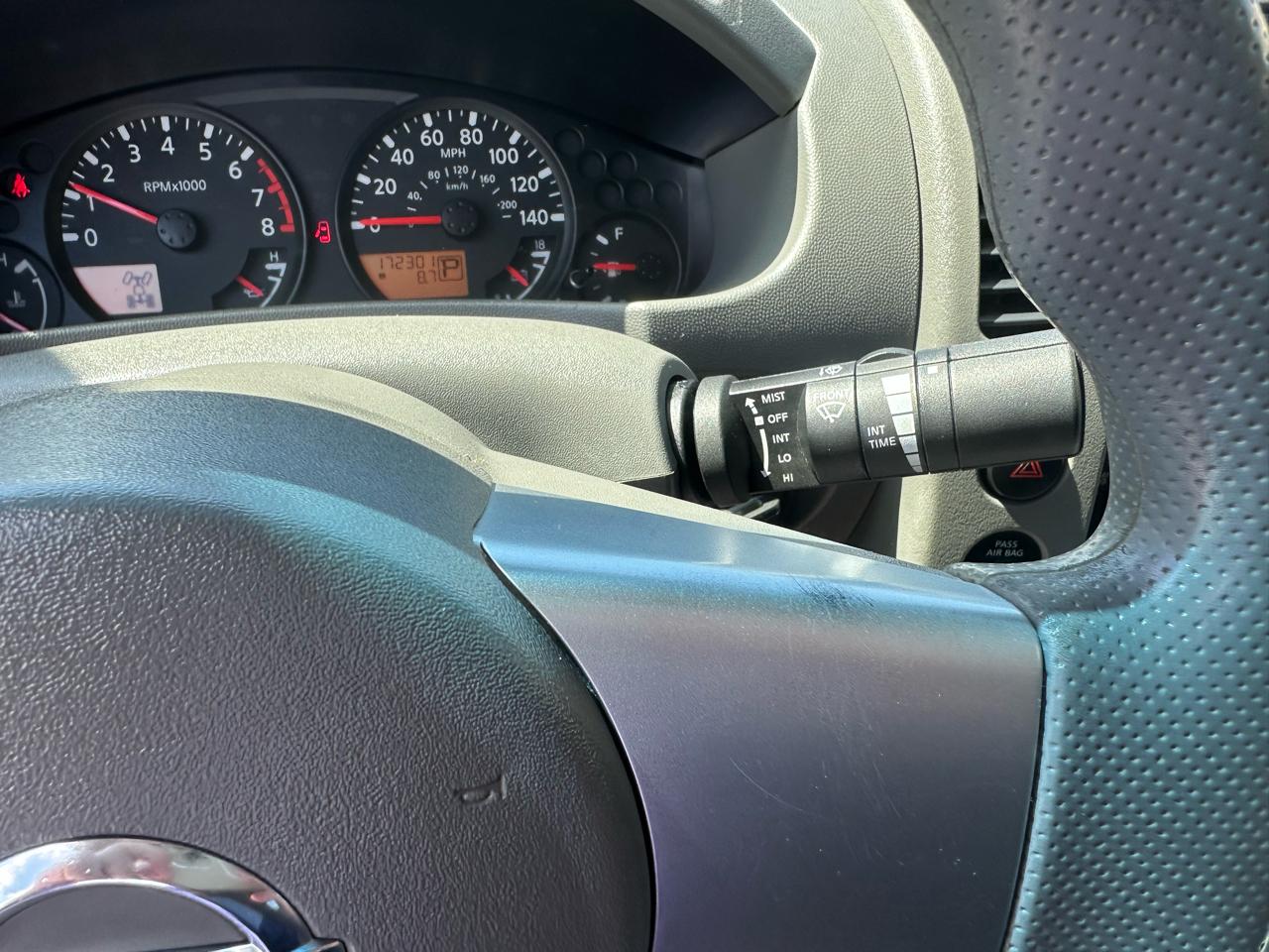 Nissan Frontier 4WD Crew Cab SWB Auto S 2013