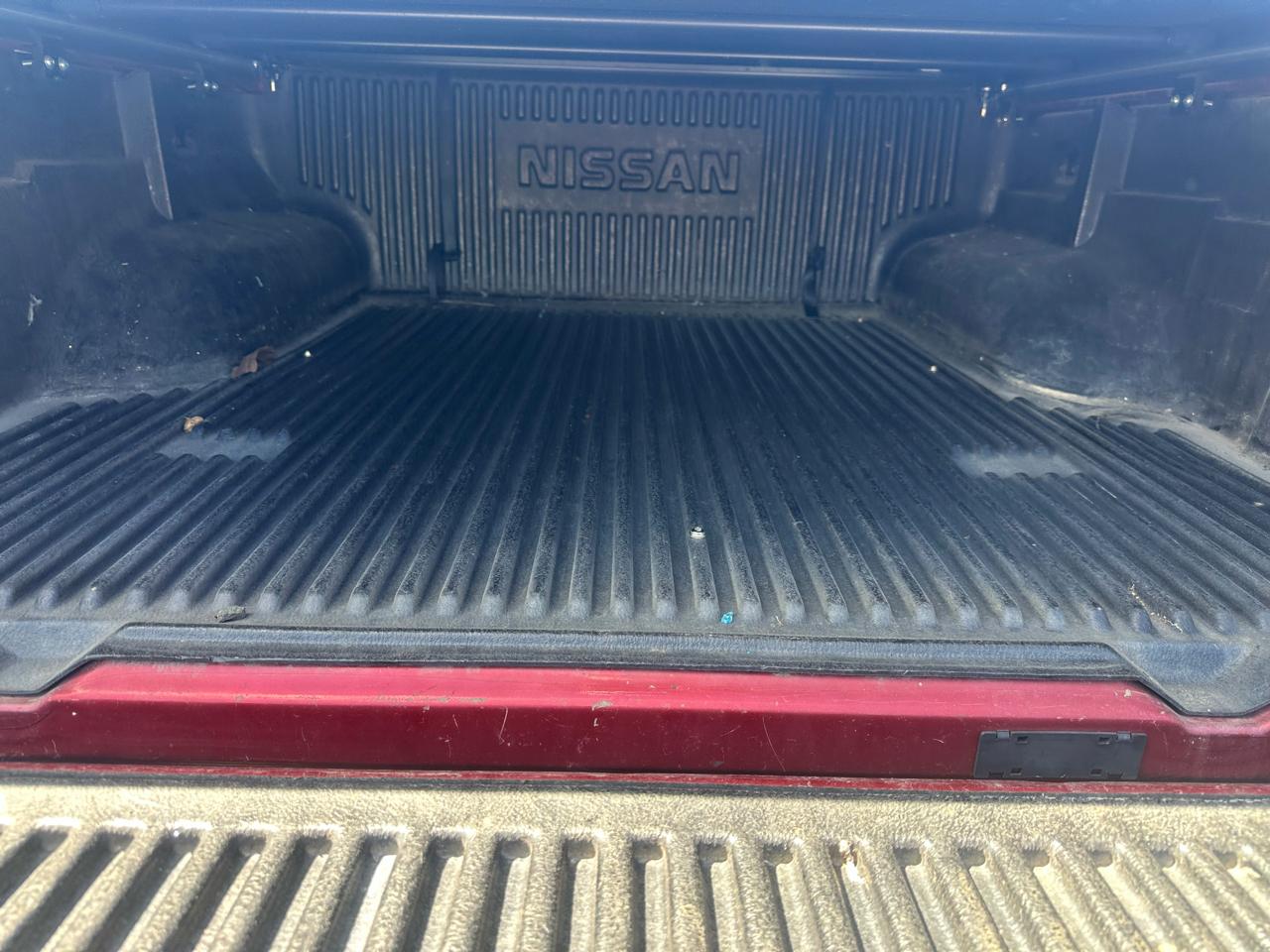 Nissan Frontier 4WD Crew Cab SWB Auto S 2013