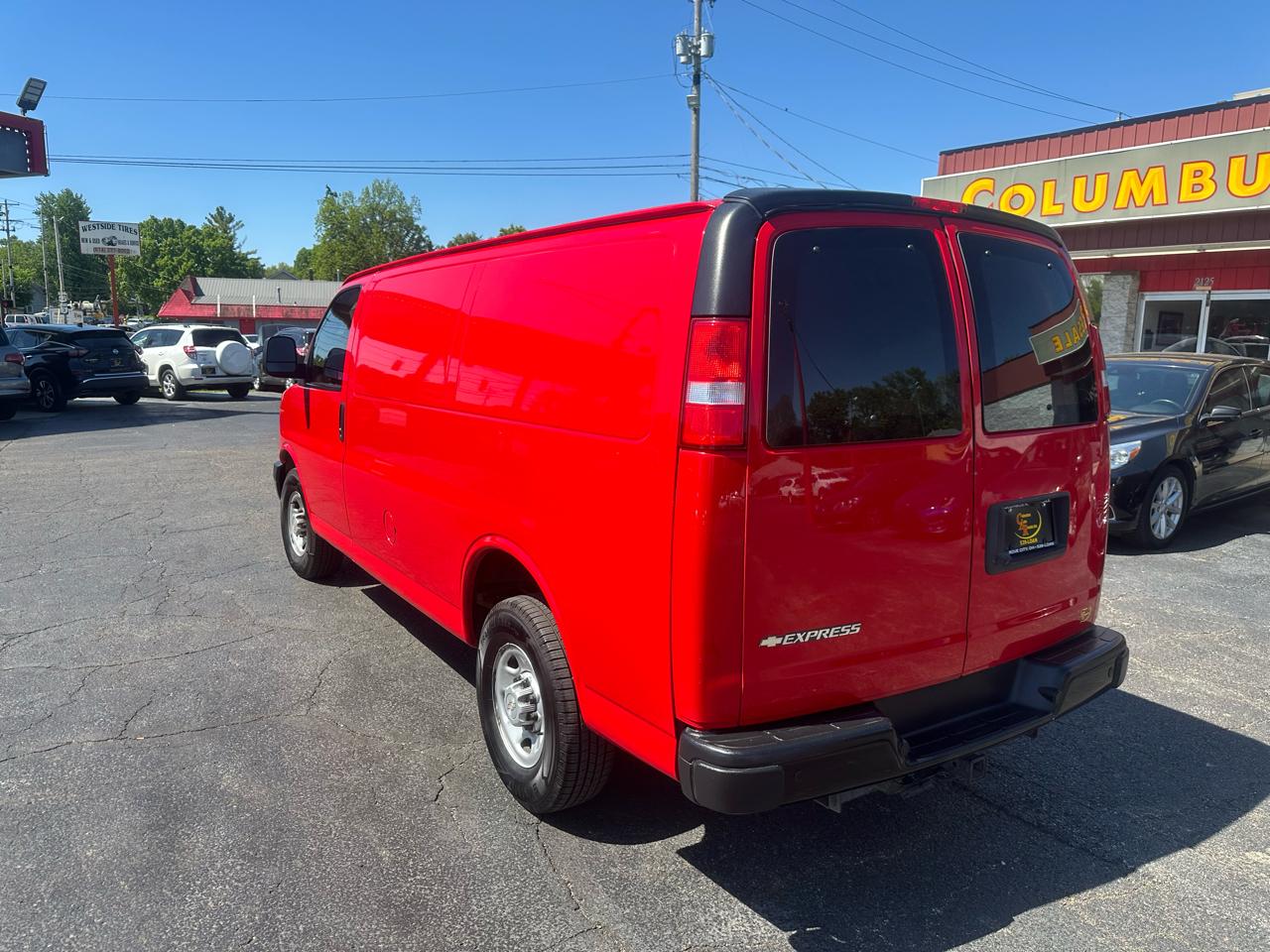 Chevrolet Express Cargo Van RWD 3500 135" 2019