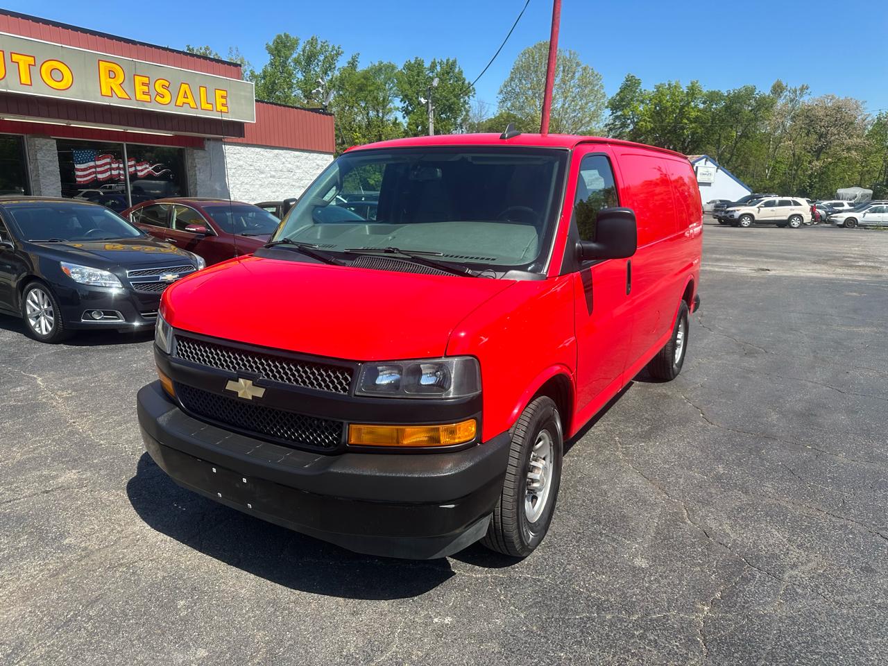 Chevrolet Express Cargo Van RWD 3500 135" 2019