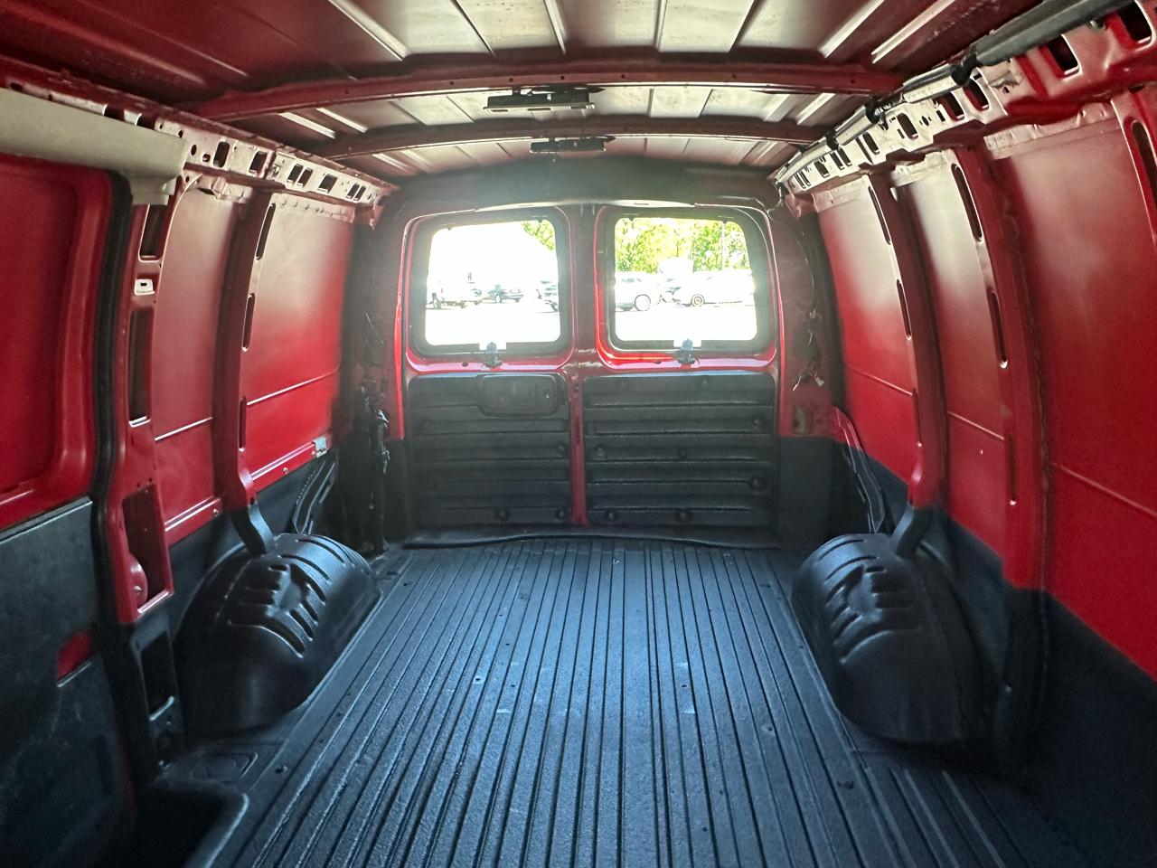 Chevrolet Express Cargo Van RWD 3500 135" 2019