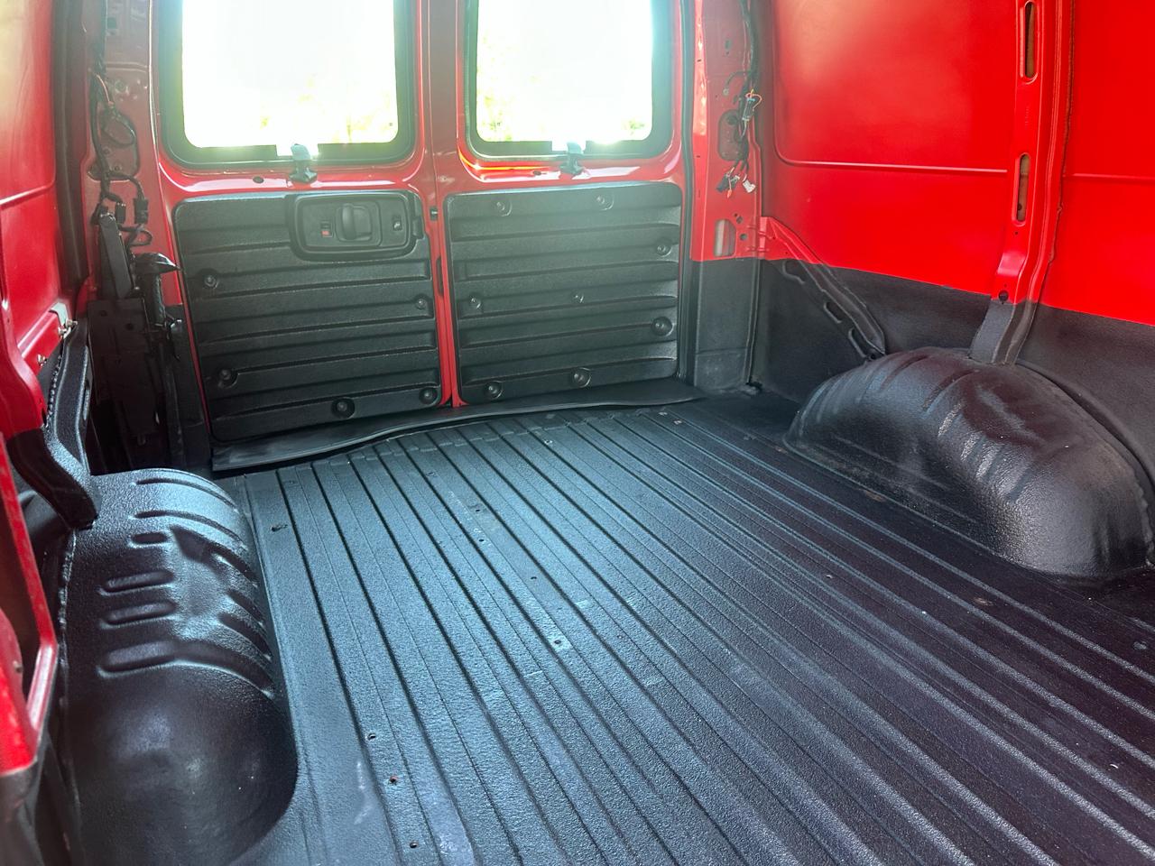 Chevrolet Express Cargo Van RWD 3500 135" 2019