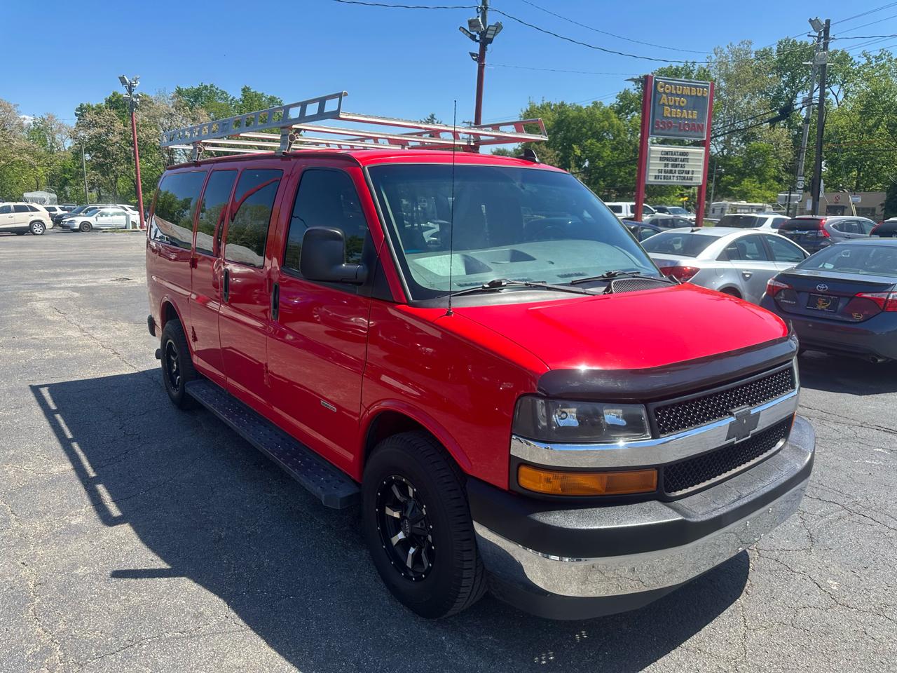Chevrolet Express Passenger RWD 3500 135" LT w/1LT 2017