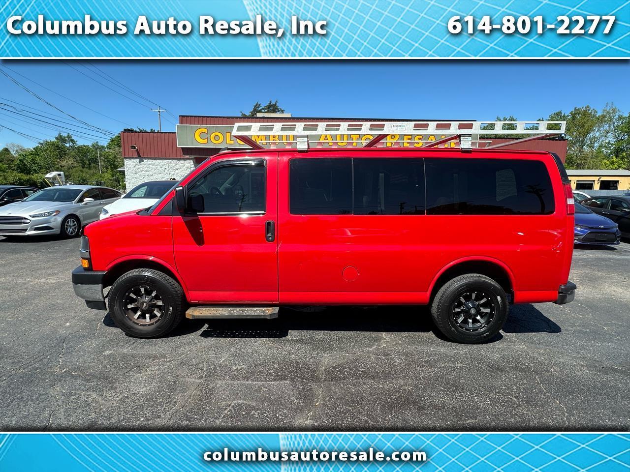 Chevrolet Express Passenger RWD 3500 135" LT w/1LT 2017