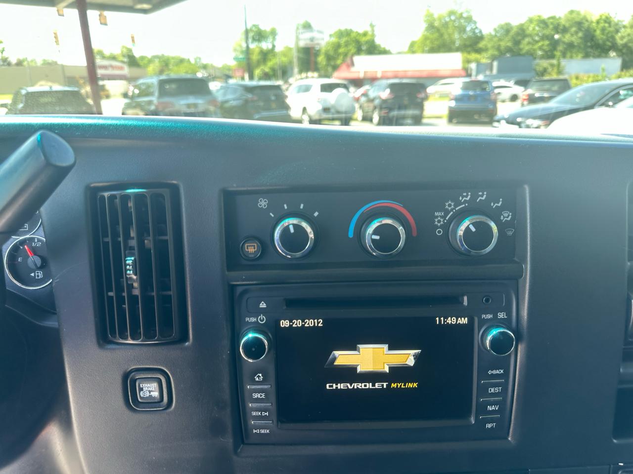 Chevrolet Express Passenger RWD 3500 135" LT w/1LT 2017