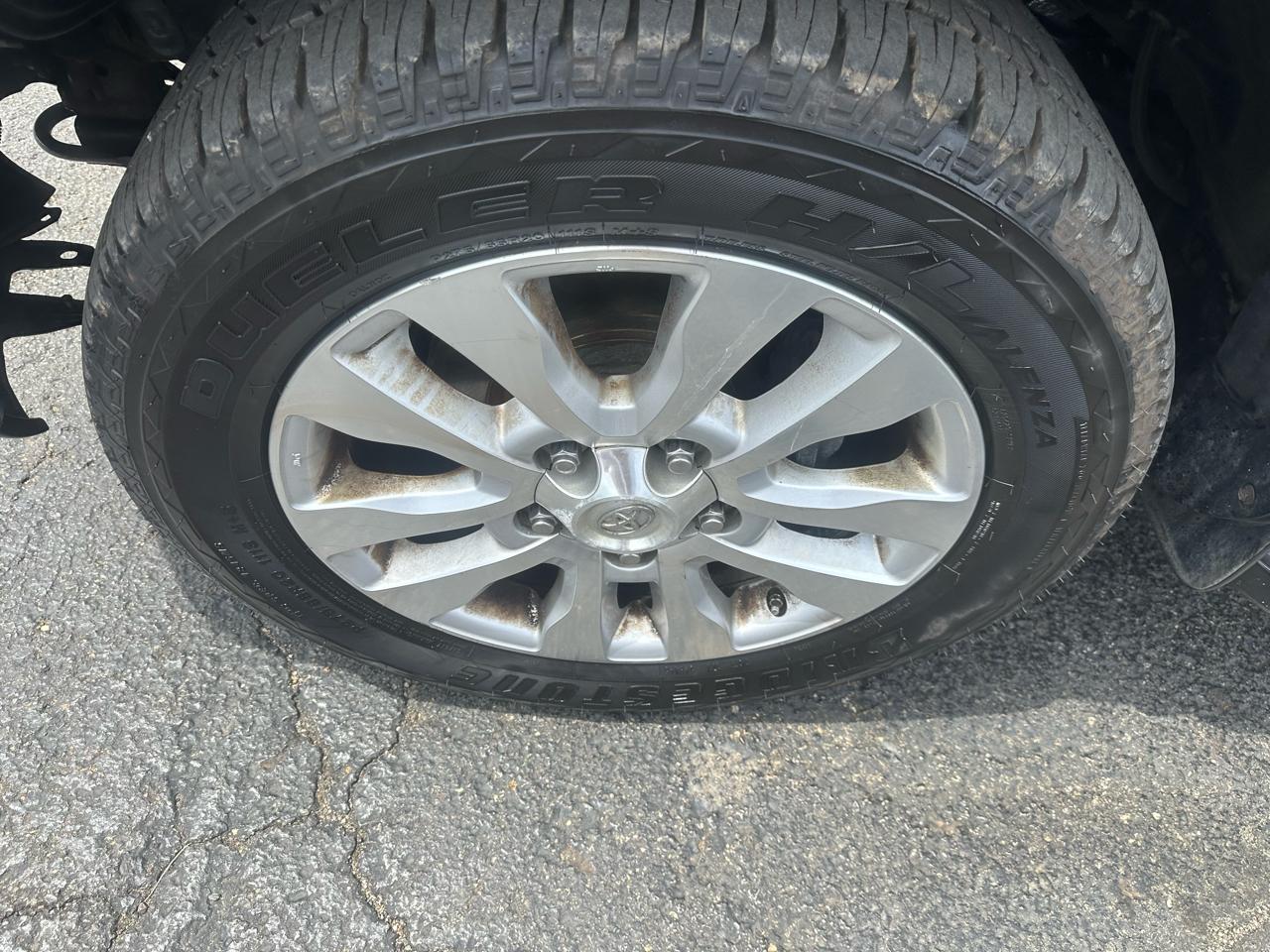 Toyota Sequoia 4WD 5.7L FFV Platinum (Natl) 2014