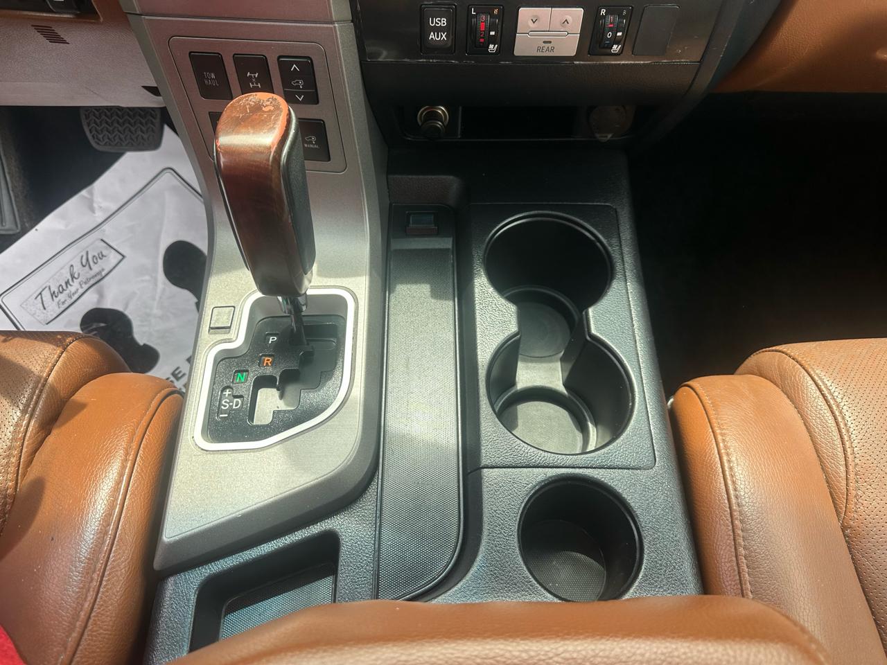 Toyota Sequoia 4WD 5.7L FFV Platinum (Natl) 2014