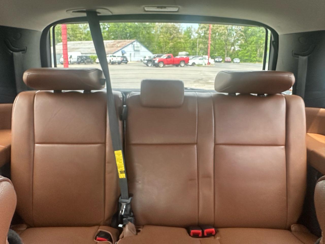 Toyota Sequoia 4WD 5.7L FFV Platinum (Natl) 2014