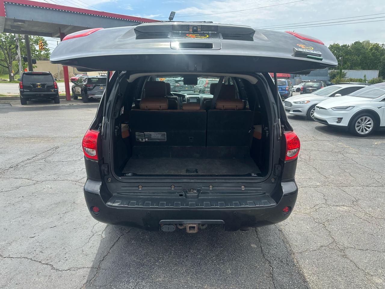 Toyota Sequoia 4WD 5.7L FFV Platinum (Natl) 2014