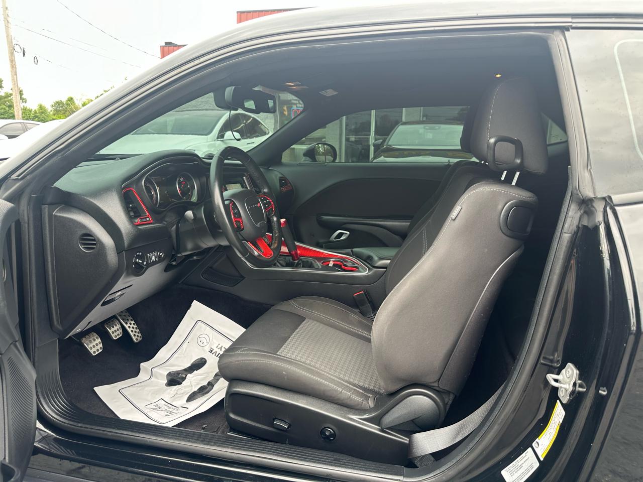 Dodge Challenger 2dr Cpe R/T 2016
