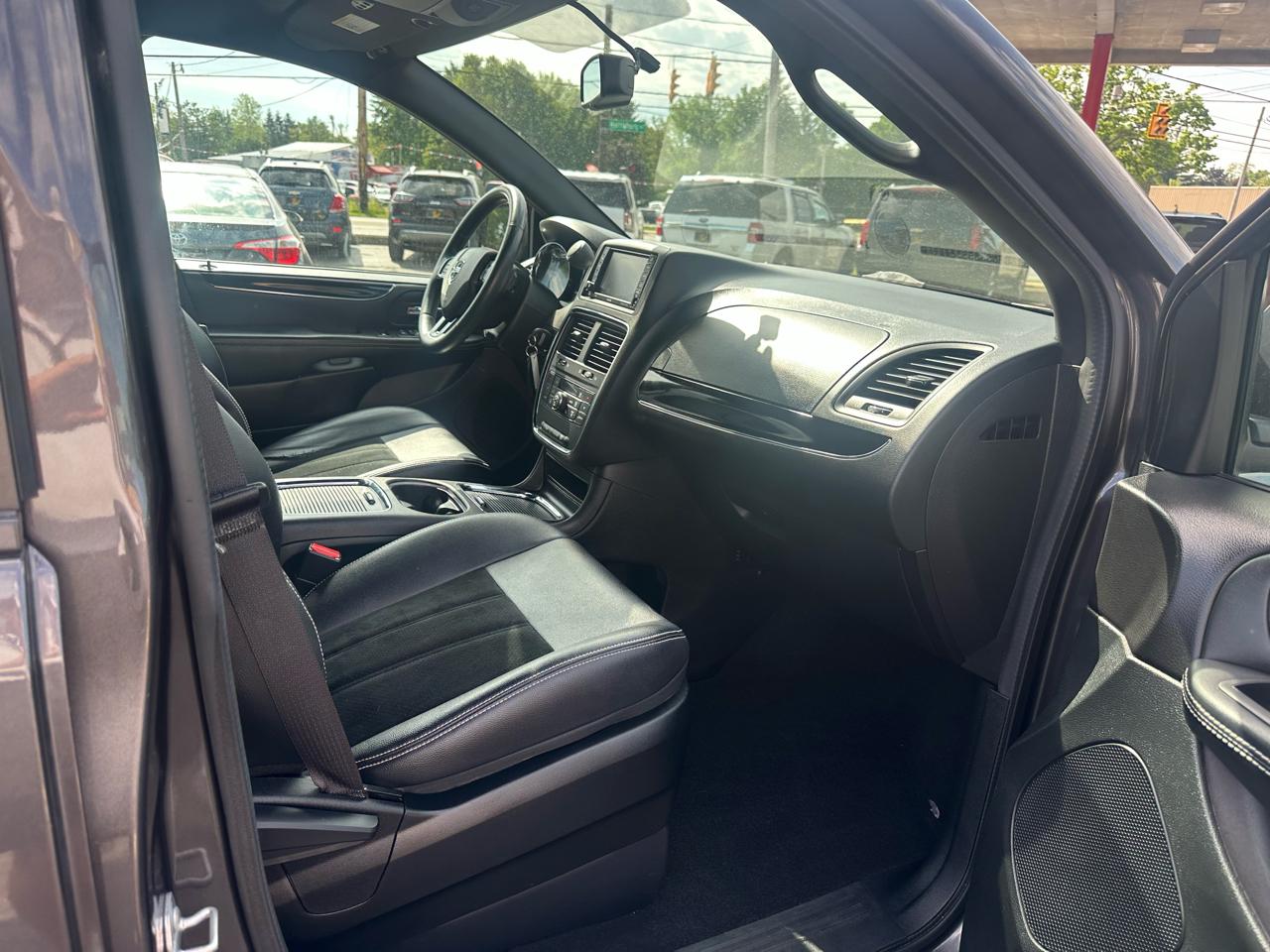 Dodge Grand Caravan SXT Wagon 2017