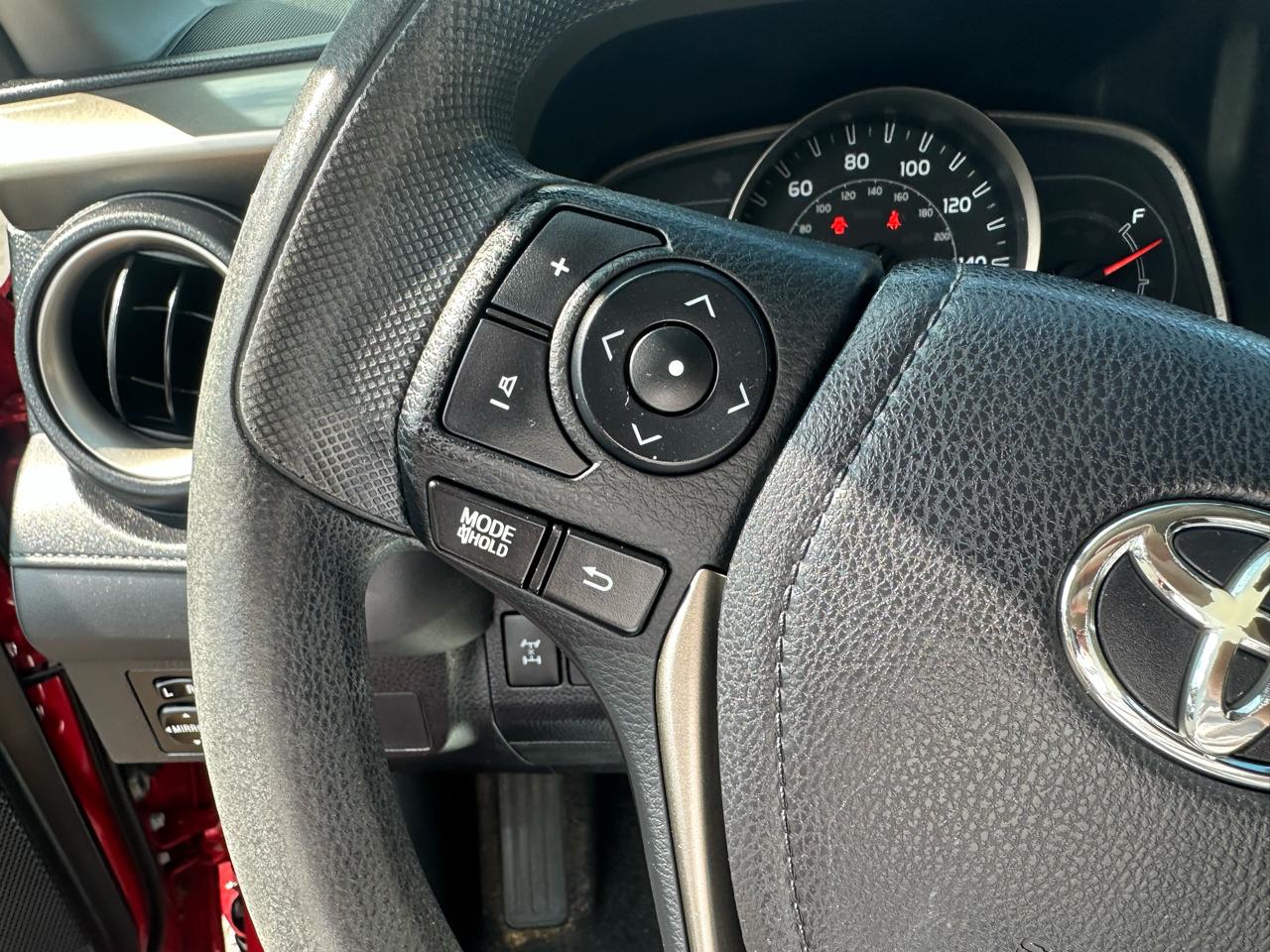 Toyota RAV4 AWD 4dr LE (Natl) 2014