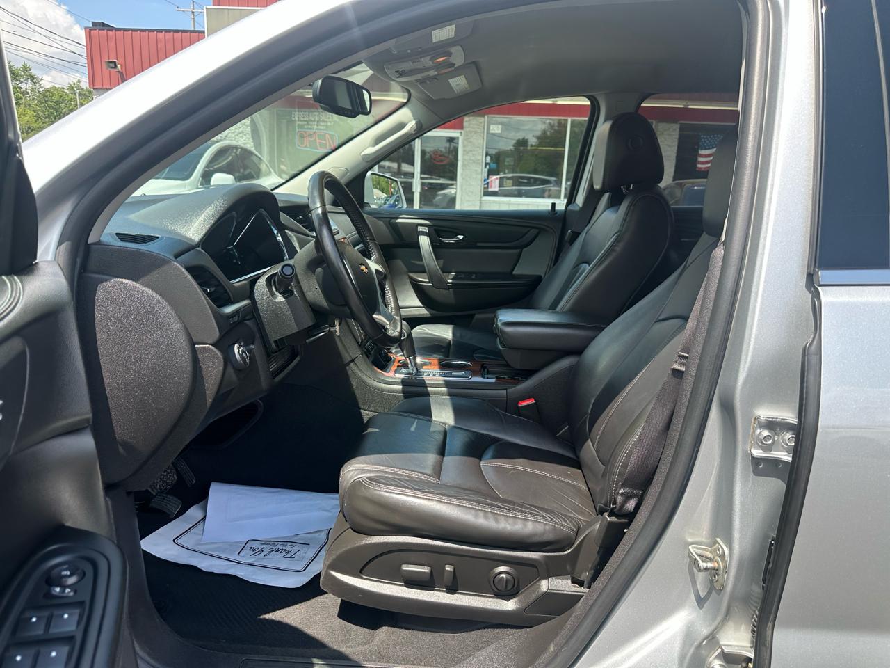 Chevrolet Traverse AWD 4dr LT w/2LT 2014