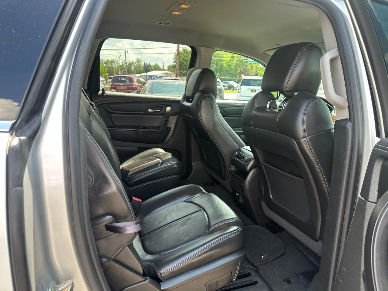 Chevrolet Traverse AWD 4dr LT w/2LT 2014