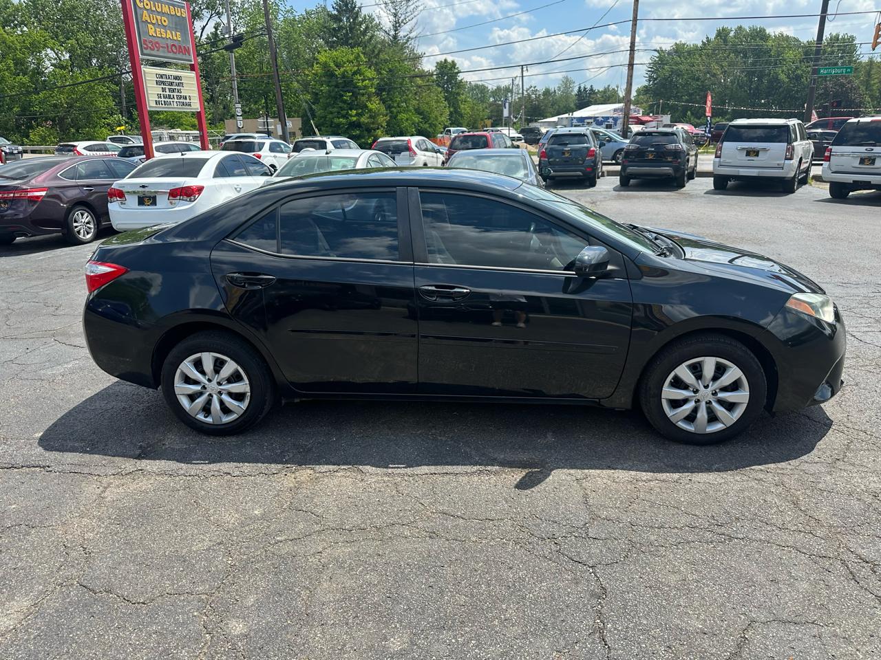 Toyota Corolla 4dr Sdn CVT LE Premium (Natl) 2015