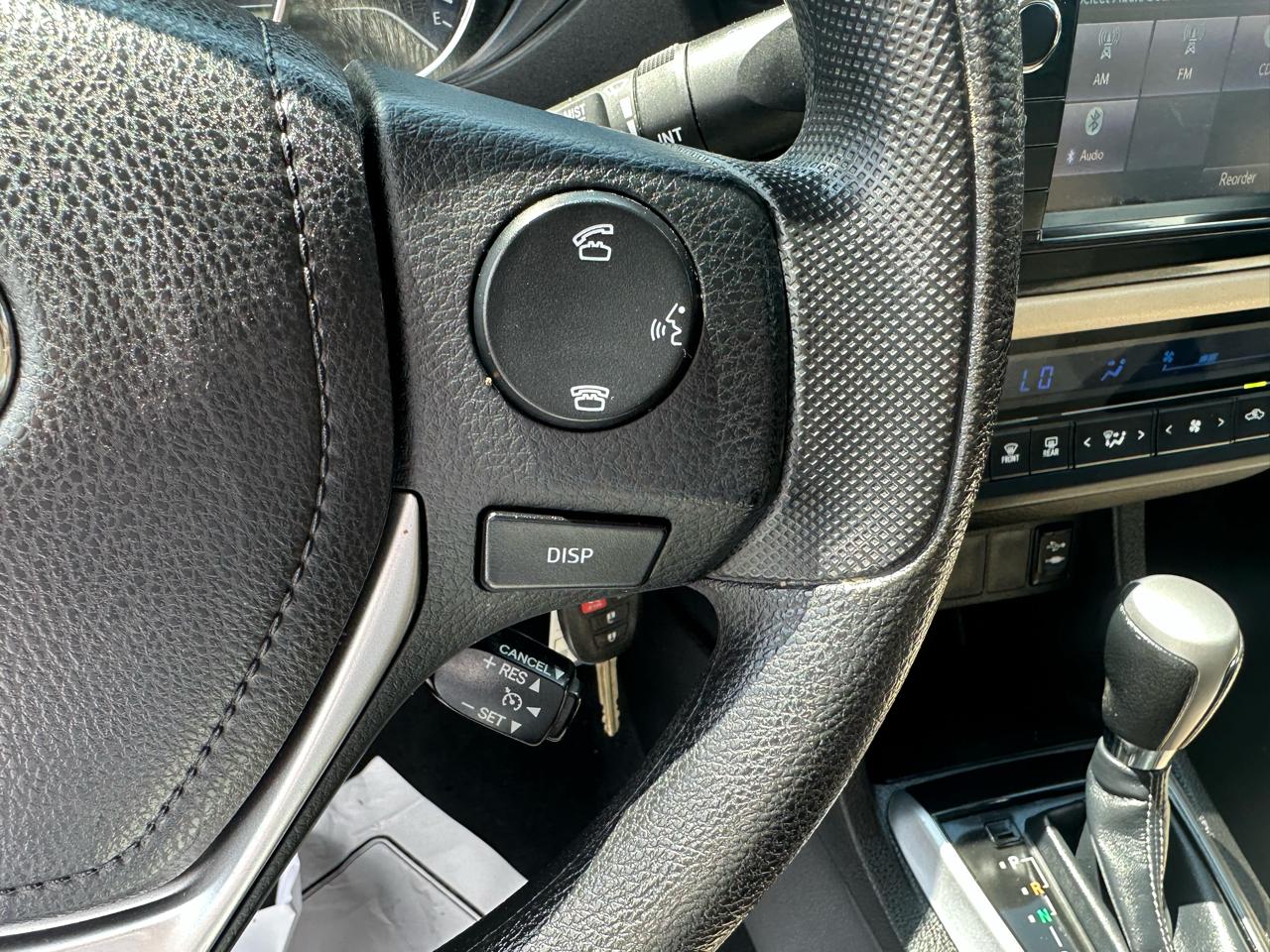 Toyota Corolla 4dr Sdn CVT LE Premium (Natl) 2015