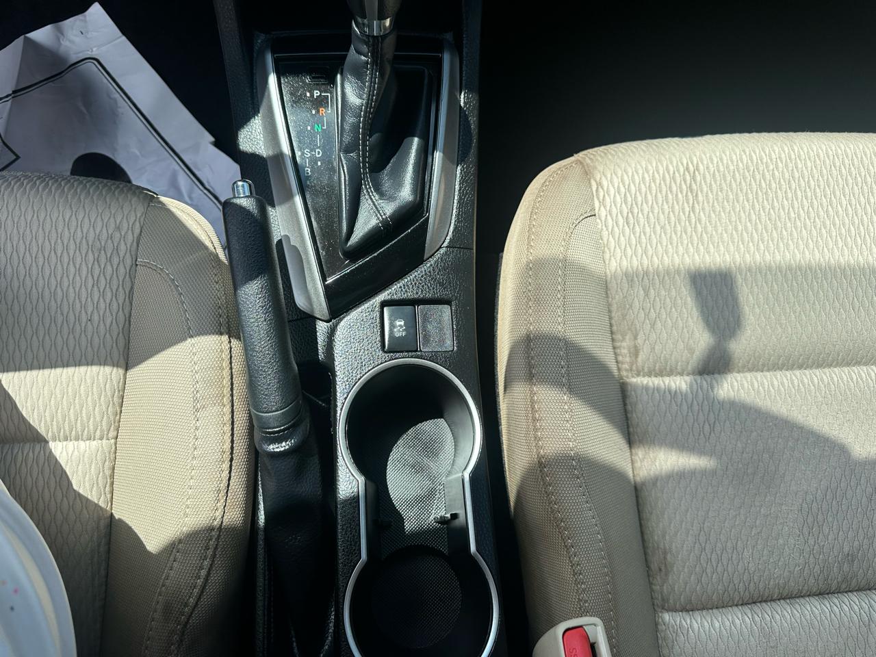 Toyota Corolla 4dr Sdn CVT LE Premium (Natl) 2015
