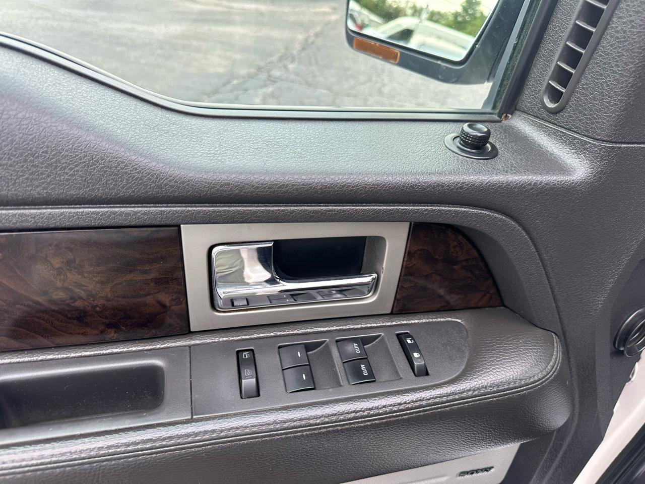 Ford F-150 4WD SuperCrew 145" Platinum 2014