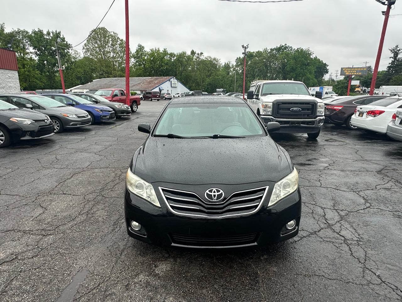 Toyota Camry 4dr Sdn V6 Auto XLE (Natl) 2011