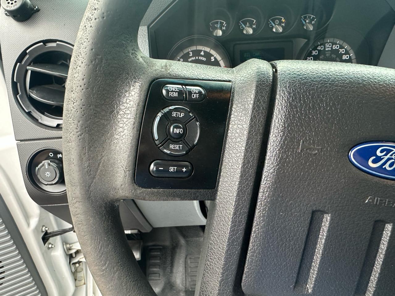 Ford Super Duty F-250 SRW 4WD Crew Cab 172" Platinum 2015