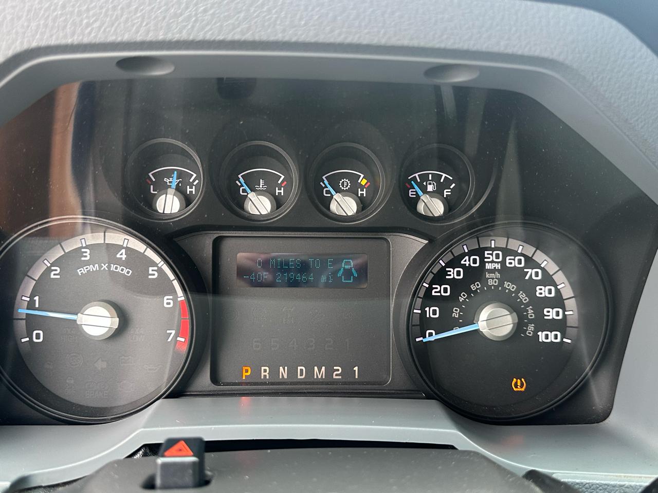 Ford Super Duty F-250 SRW 4WD Crew Cab 172" Platinum 2015