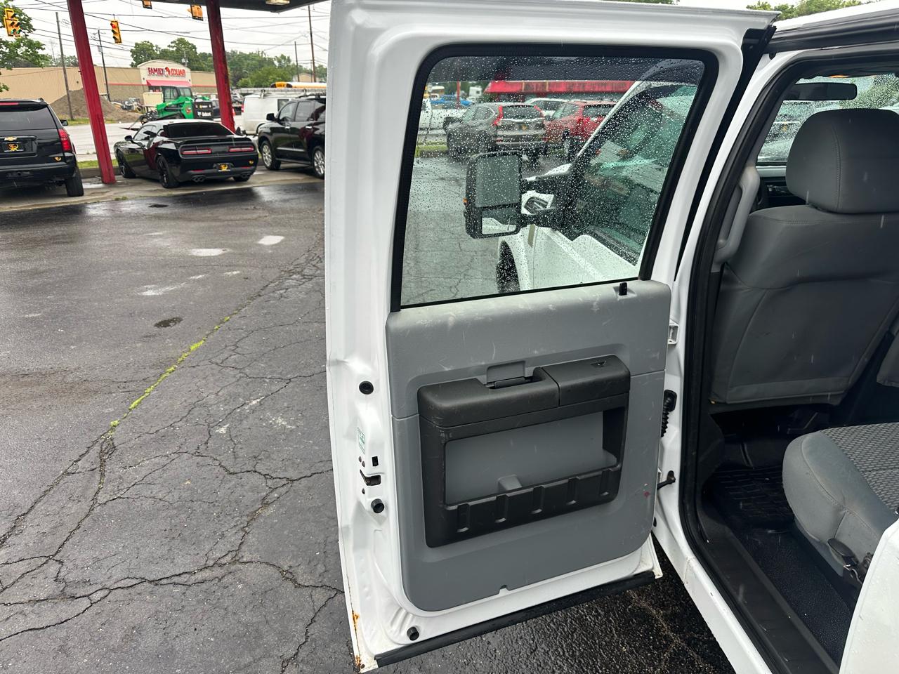 Ford Super Duty F-250 SRW 4WD Crew Cab 172" Platinum 2015