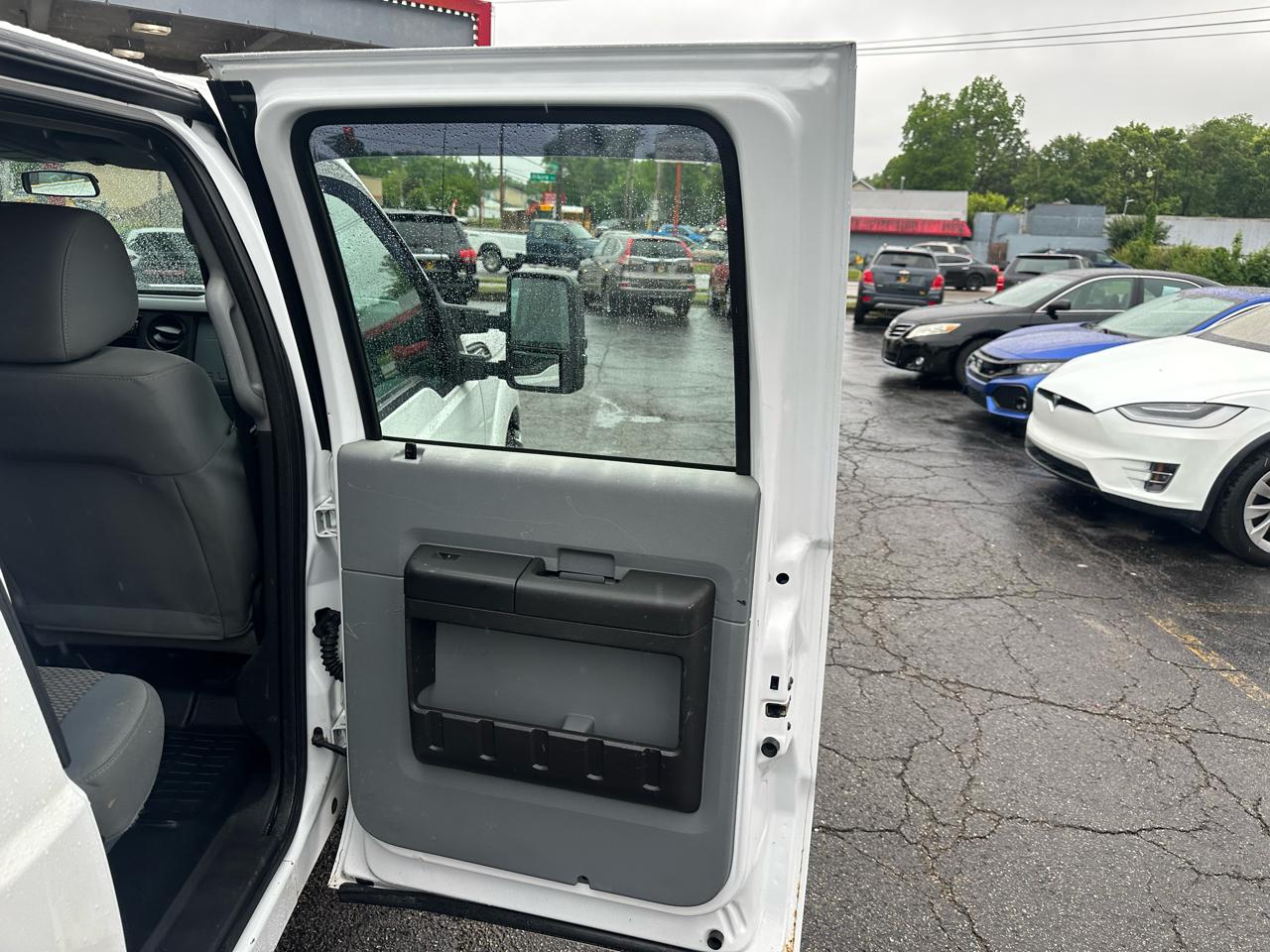 Ford Super Duty F-250 SRW 4WD Crew Cab 172" Platinum 2015