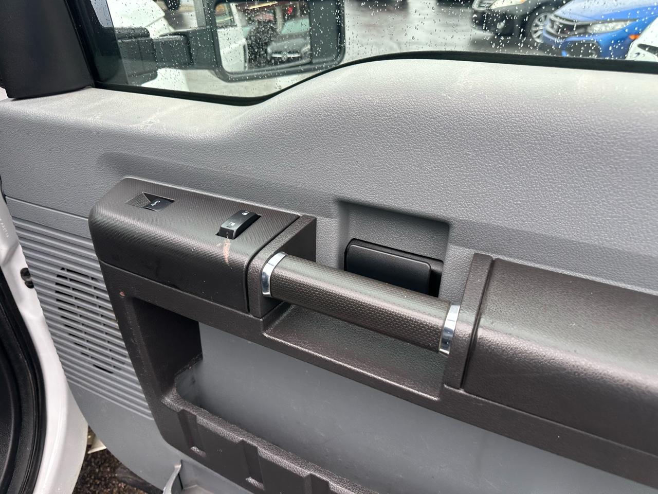 Ford Super Duty F-250 SRW 4WD Crew Cab 172" Platinum 2015