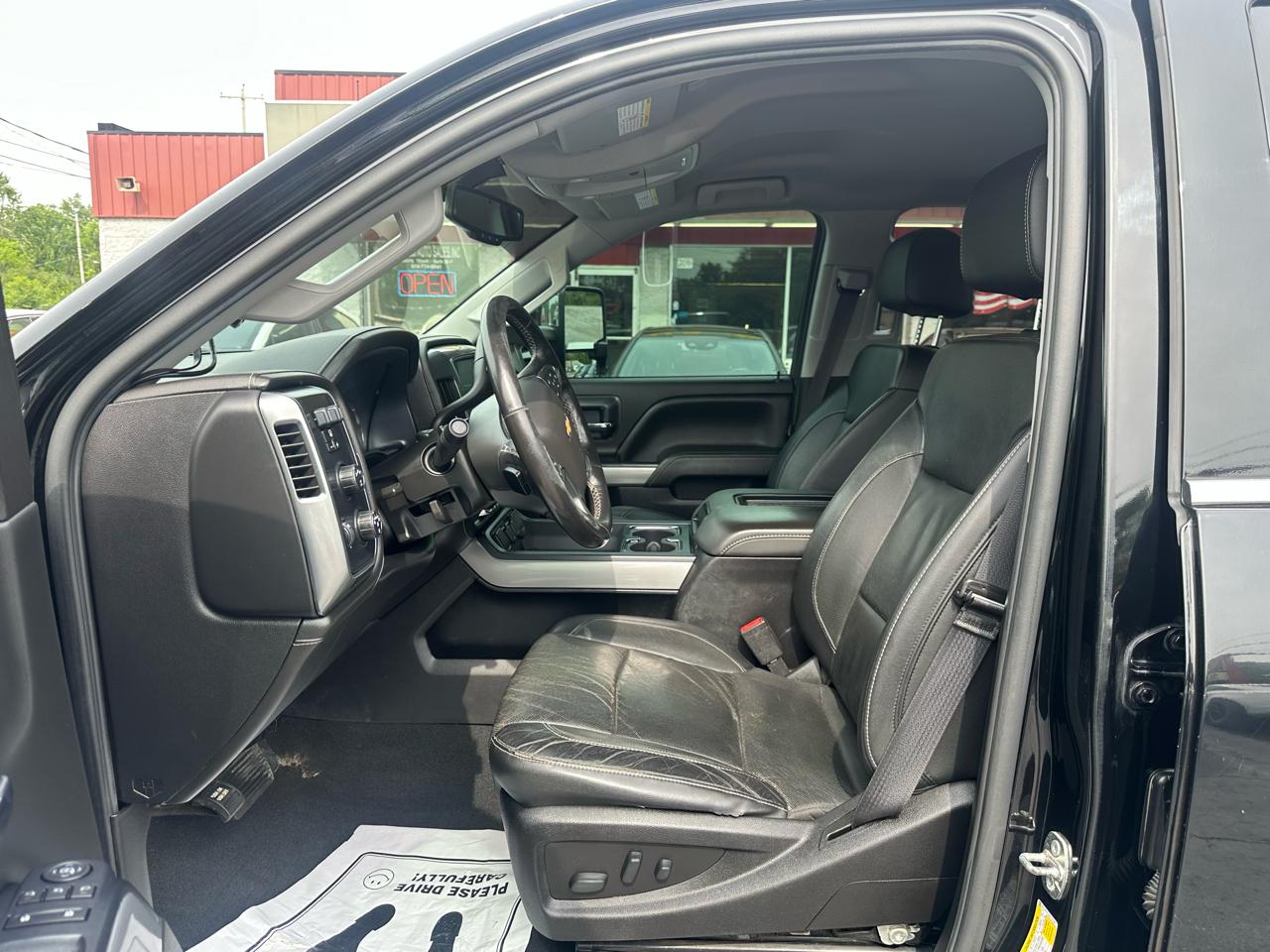Chevrolet Silverado 2500HD 4WD Crew Cab 153.7" LTZ 2019