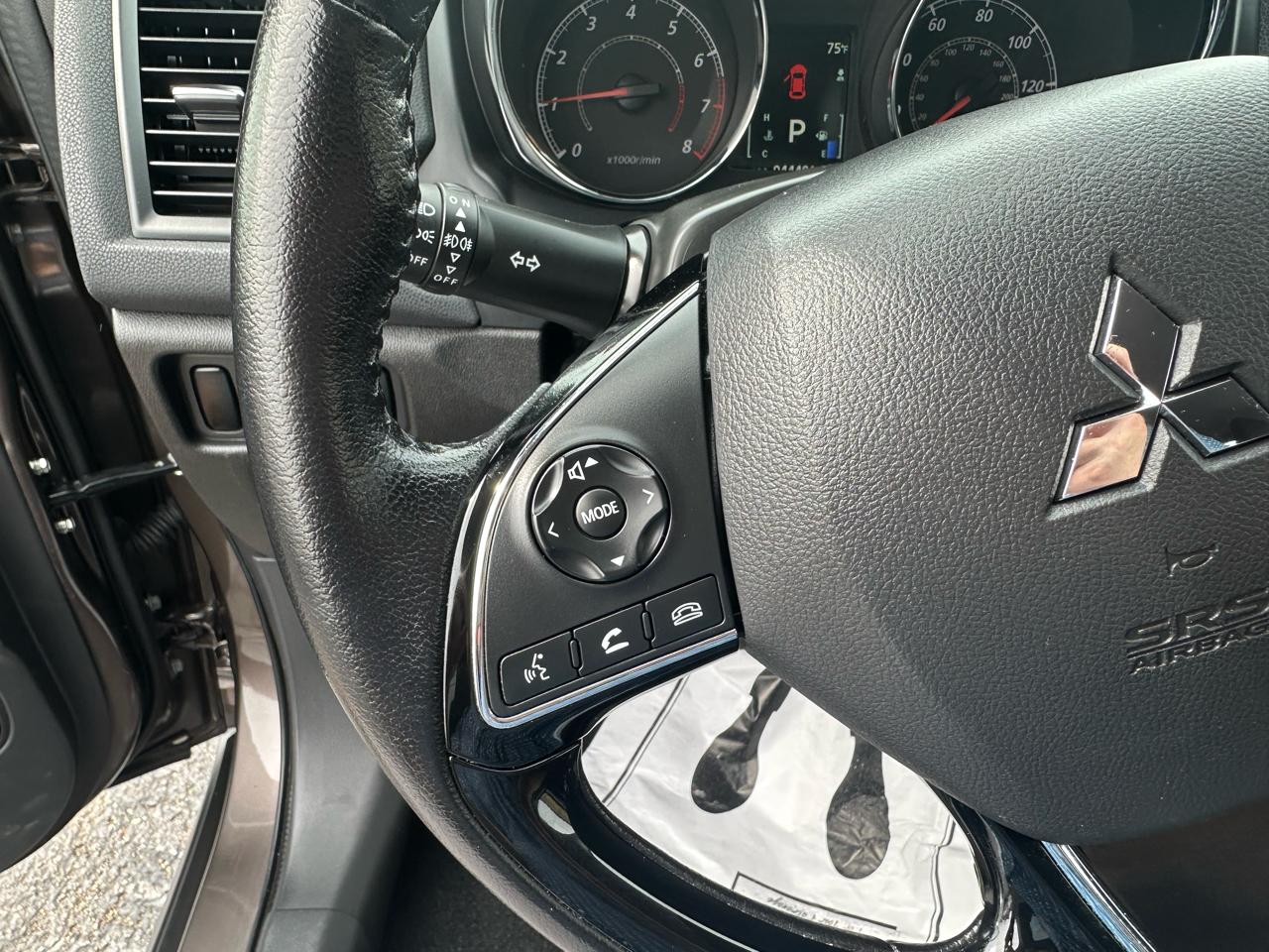 Mitsubishi Outlander Sport 2WD 4dr CVT 2.4 SE 2016