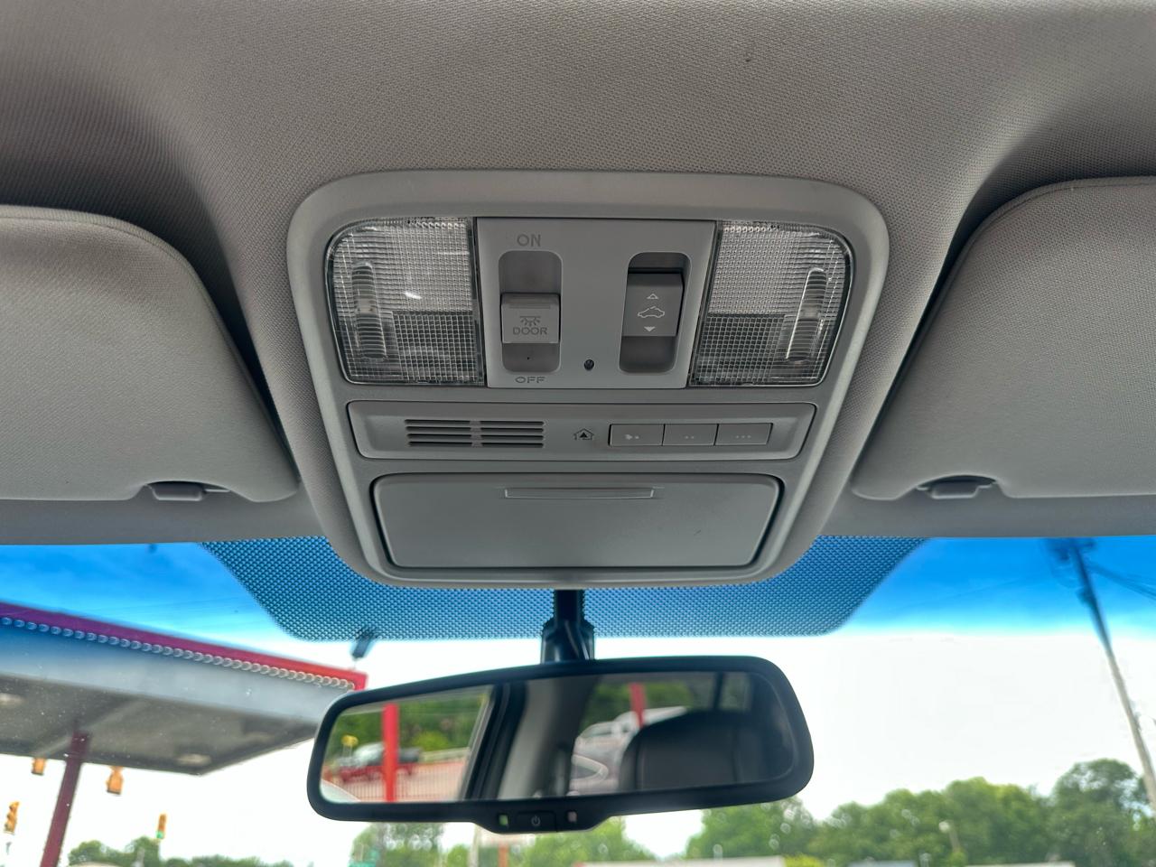 Honda Pilot 4WD 4dr EX-L w/Navi 2011