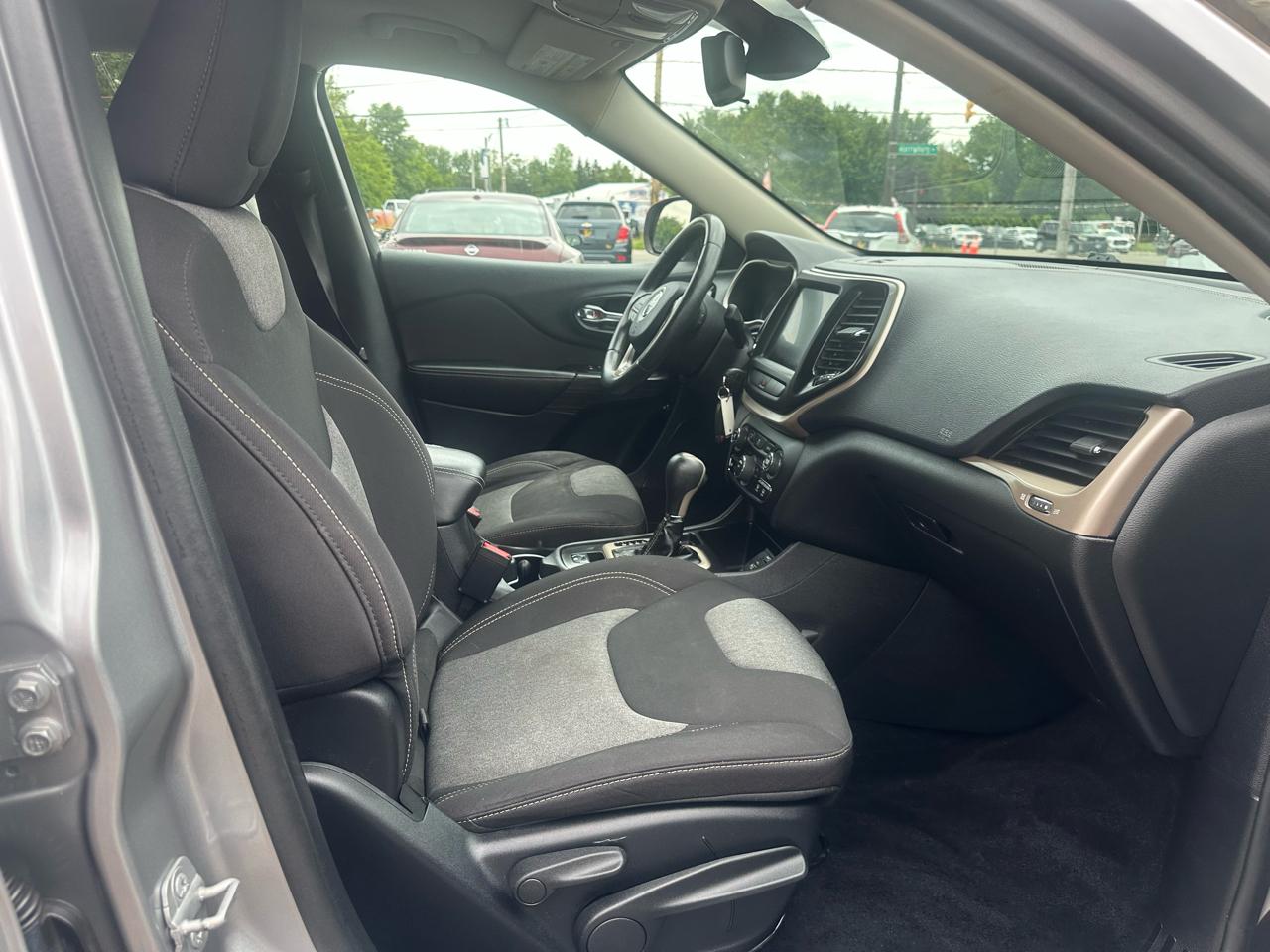 Jeep Cherokee FWD 4dr Latitude 2014