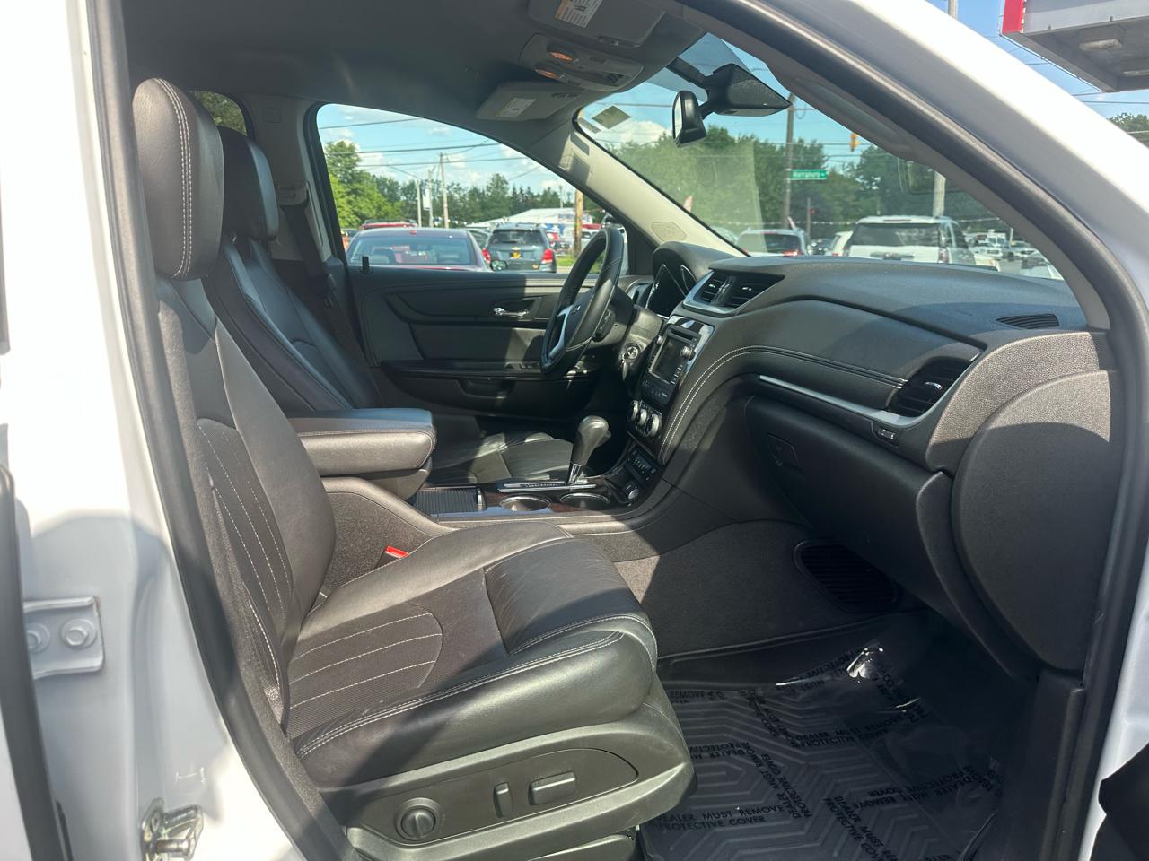 Chevrolet Traverse AWD 4dr LTZ 2016