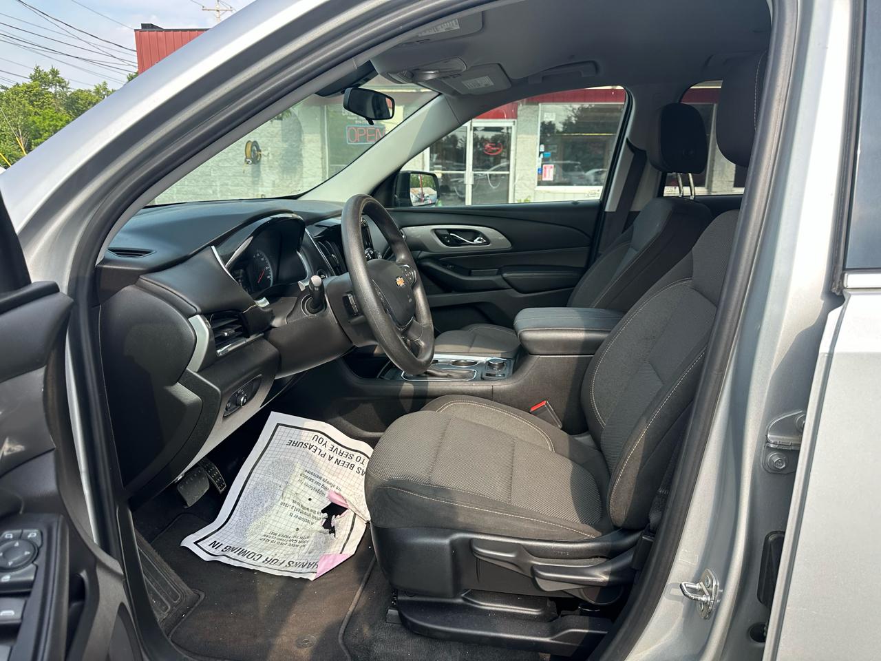Chevrolet Traverse FWD 4dr LS w/1LS 2018
