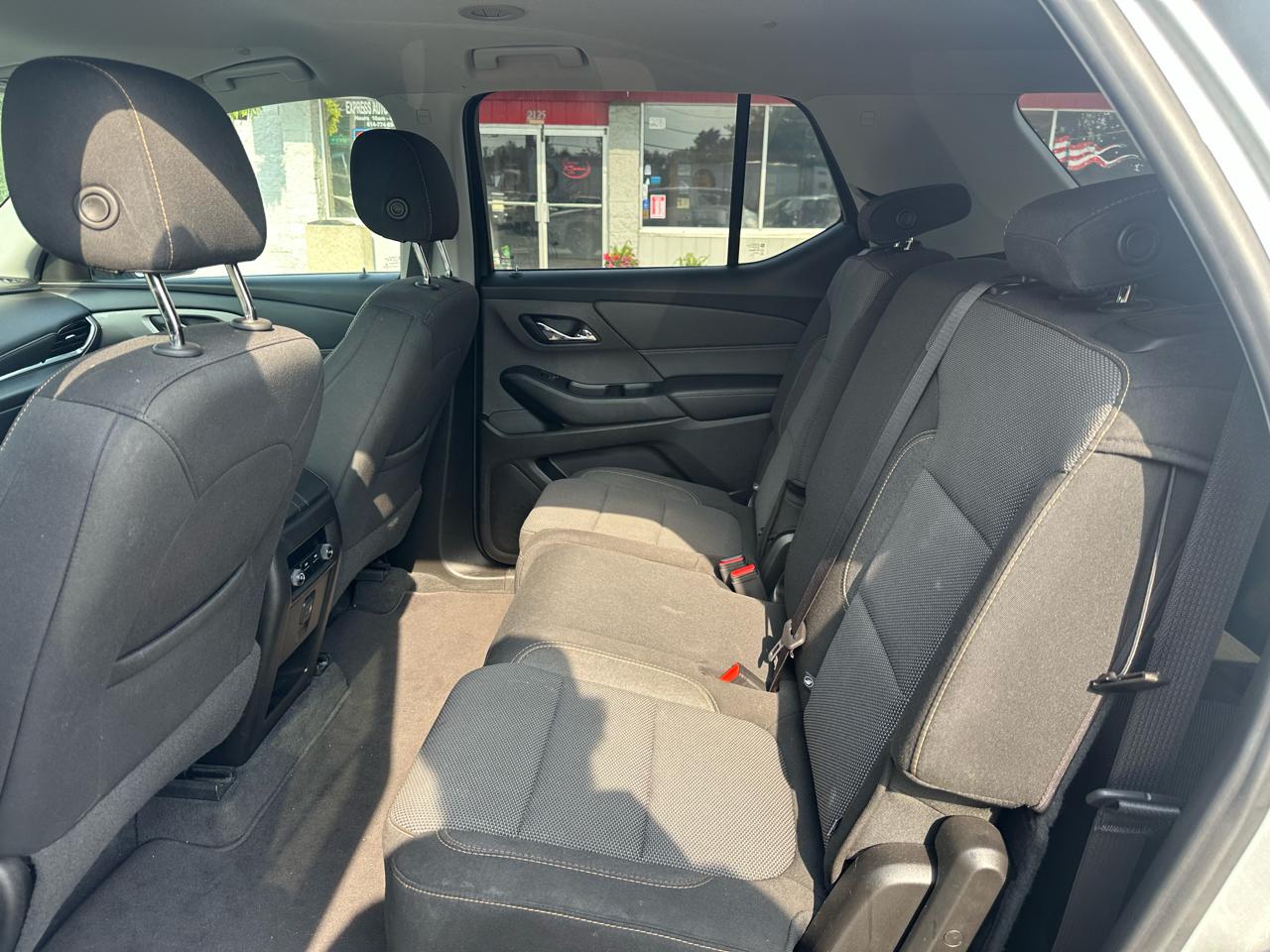 Chevrolet Traverse FWD 4dr LS w/1LS 2018