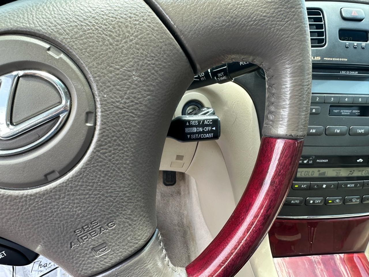 Lexus ES 300 4dr Sdn 2003