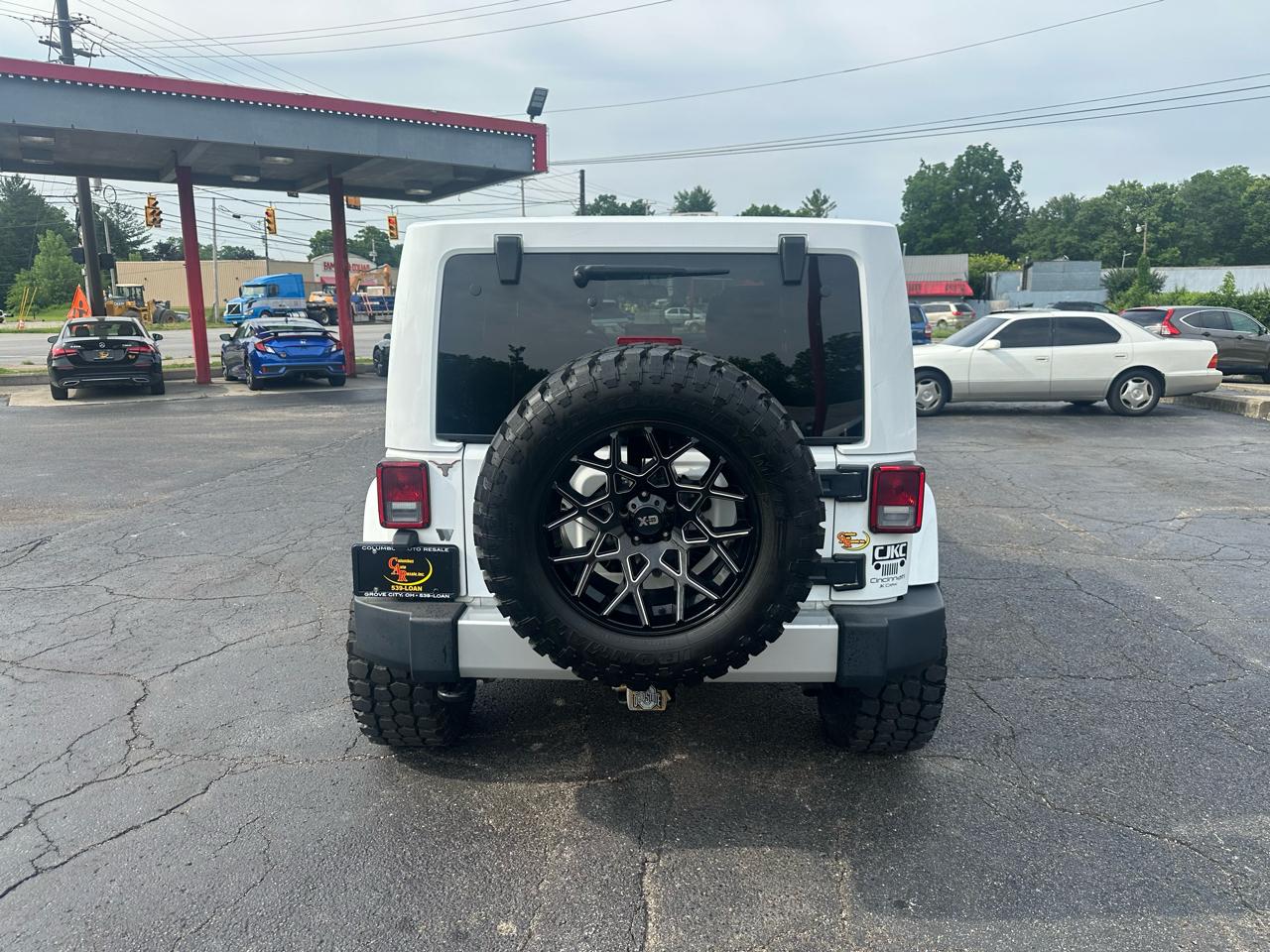 Jeep Wrangler Unlimited 4WD 4dr Sahara 2015