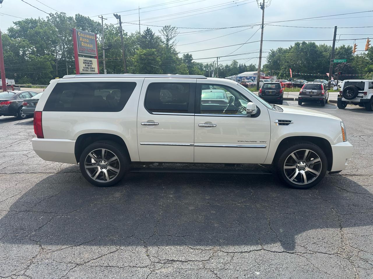 Cadillac Escalade ESV AWD 4dr Platinum 2014