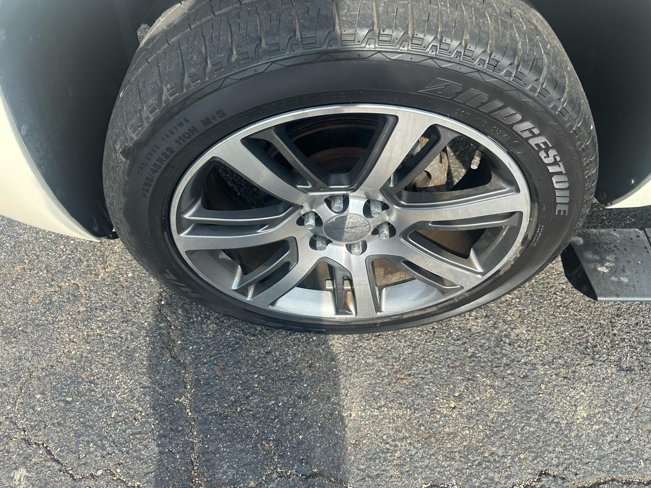 Cadillac Escalade ESV AWD 4dr Platinum 2014