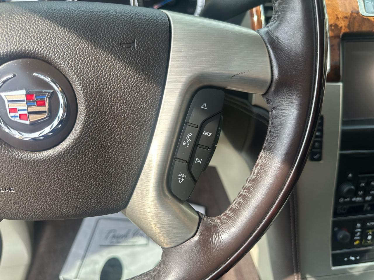 Cadillac Escalade ESV AWD 4dr Platinum 2014