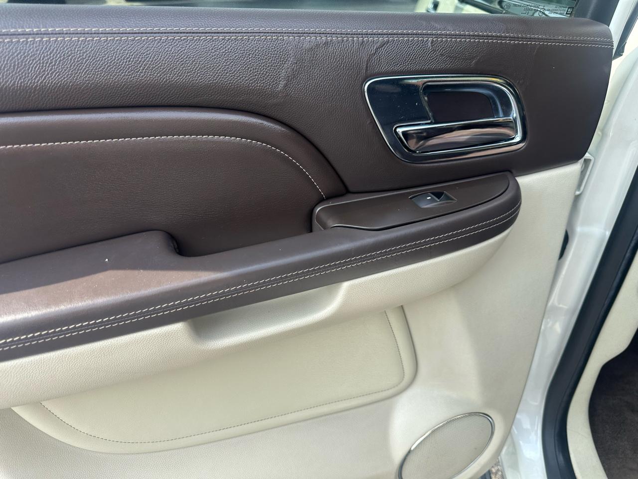 Cadillac Escalade ESV AWD 4dr Platinum 2014