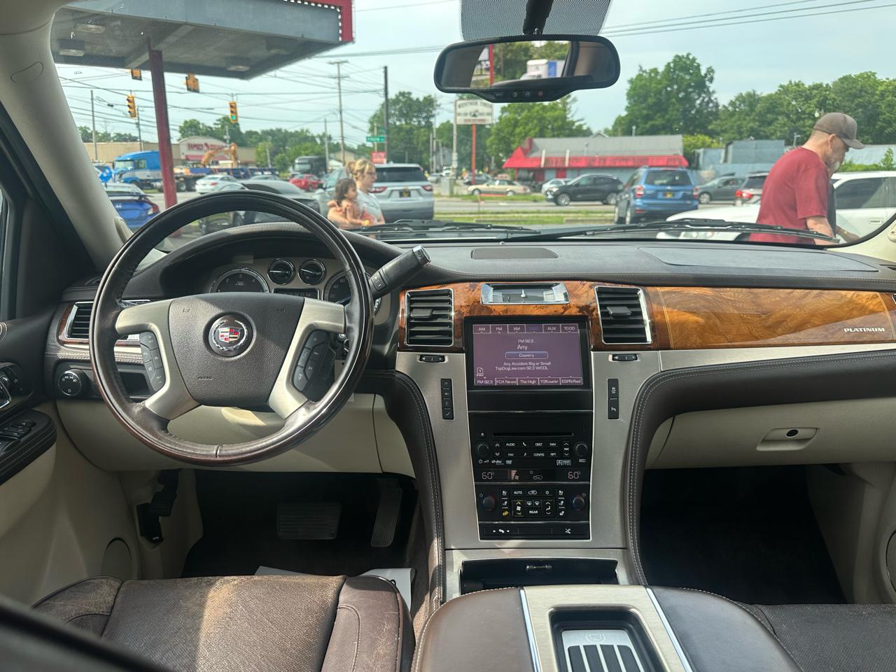Cadillac Escalade ESV AWD 4dr Platinum 2014