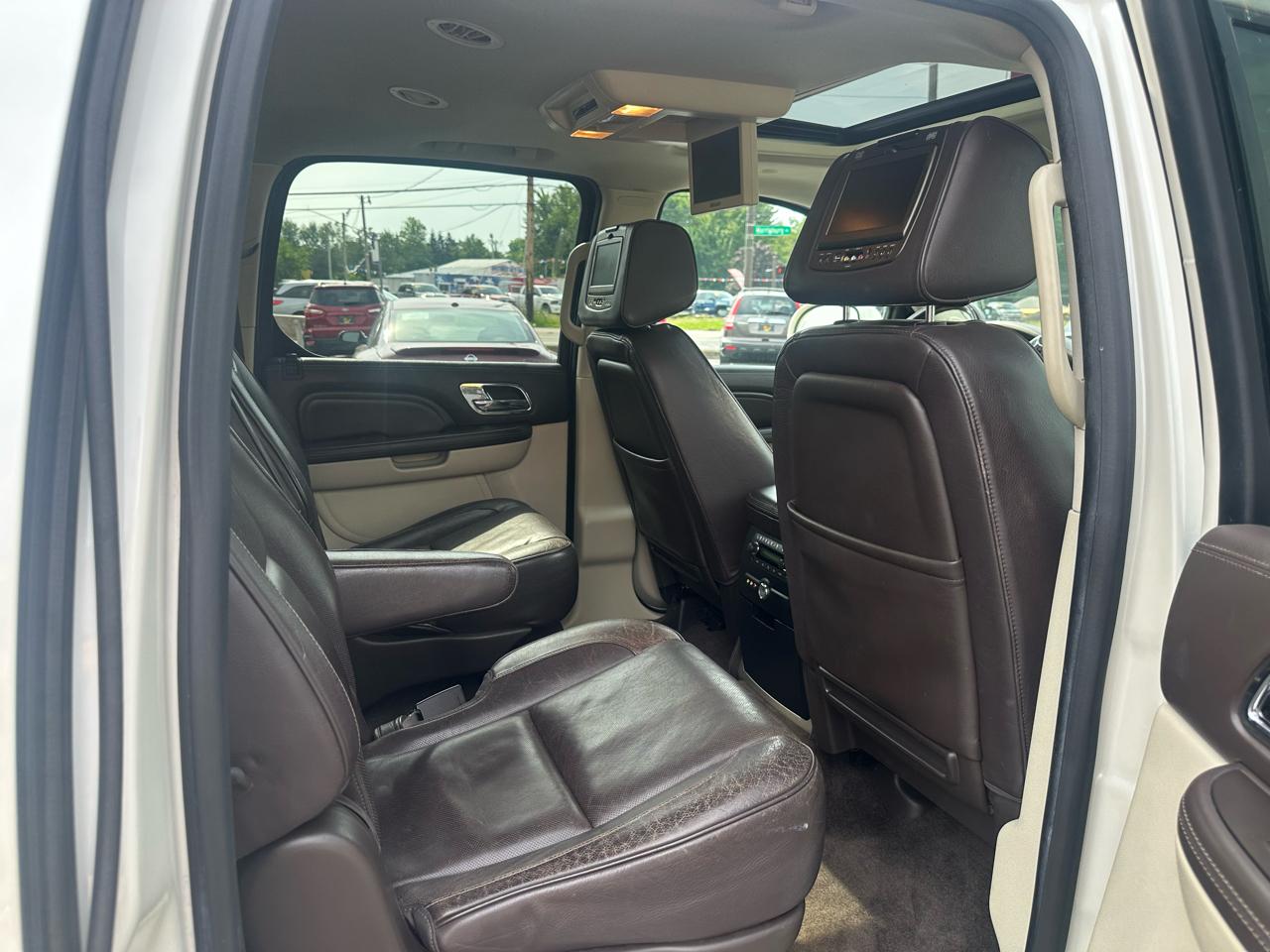 Cadillac Escalade ESV AWD 4dr Platinum 2014