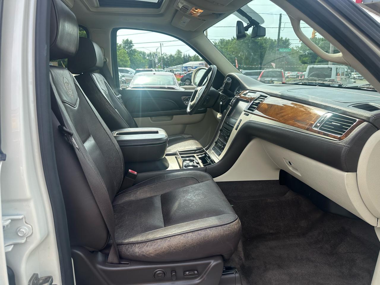 Cadillac Escalade ESV AWD 4dr Platinum 2014