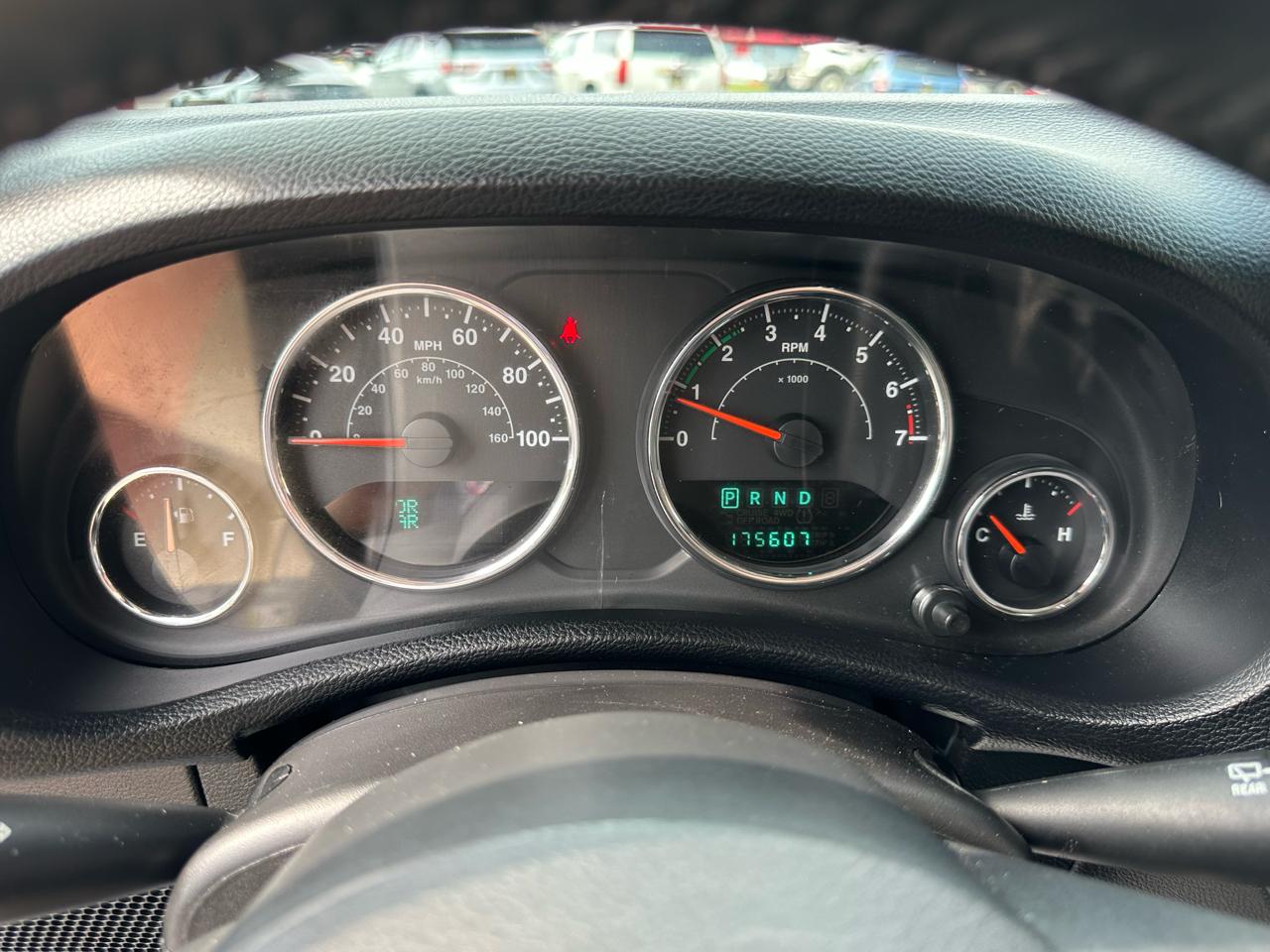 Jeep Wrangler Unlimited 4WD 4dr Sahara 2013