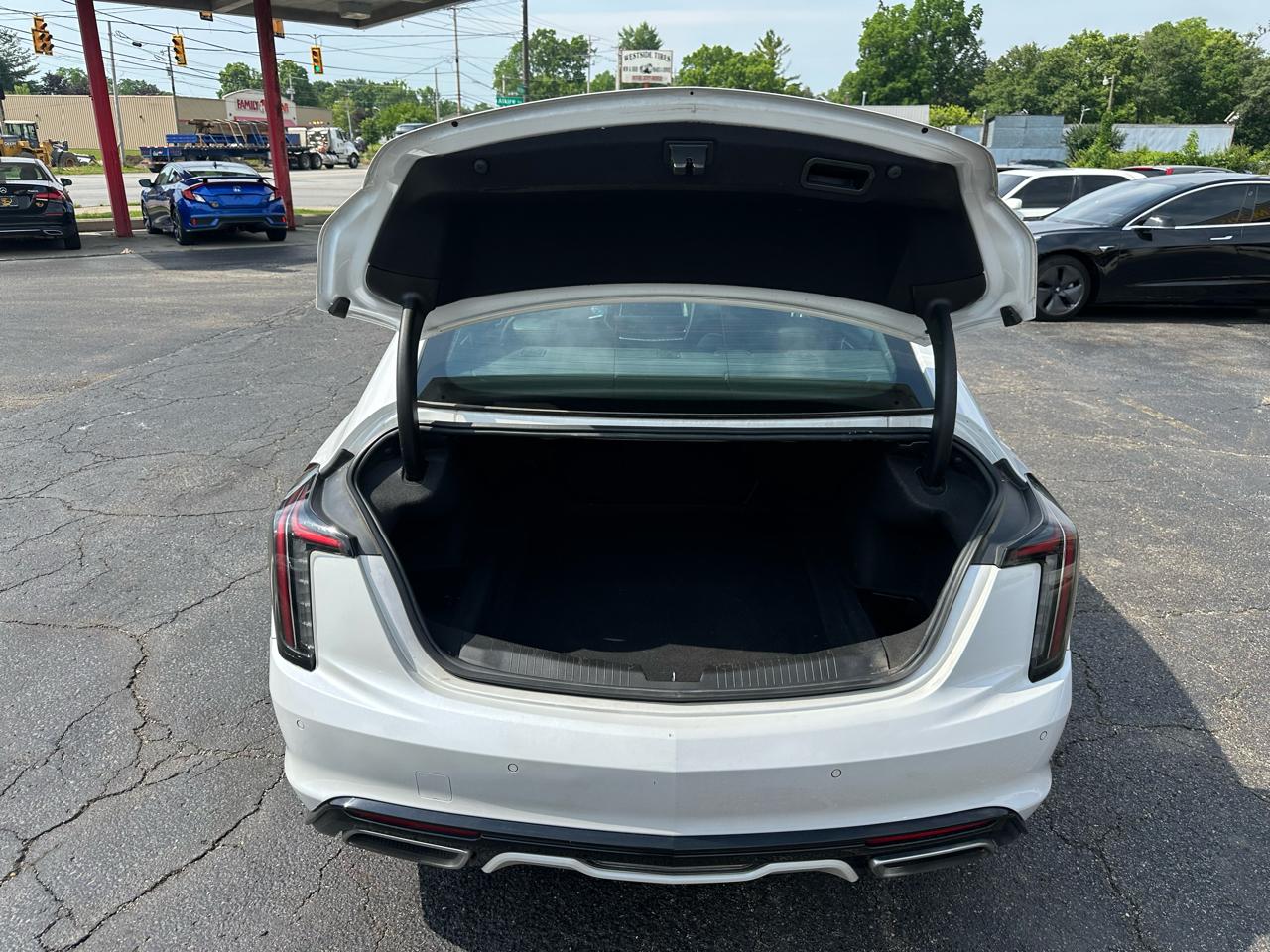 Cadillac CT5 4dr Sdn Sport 2022