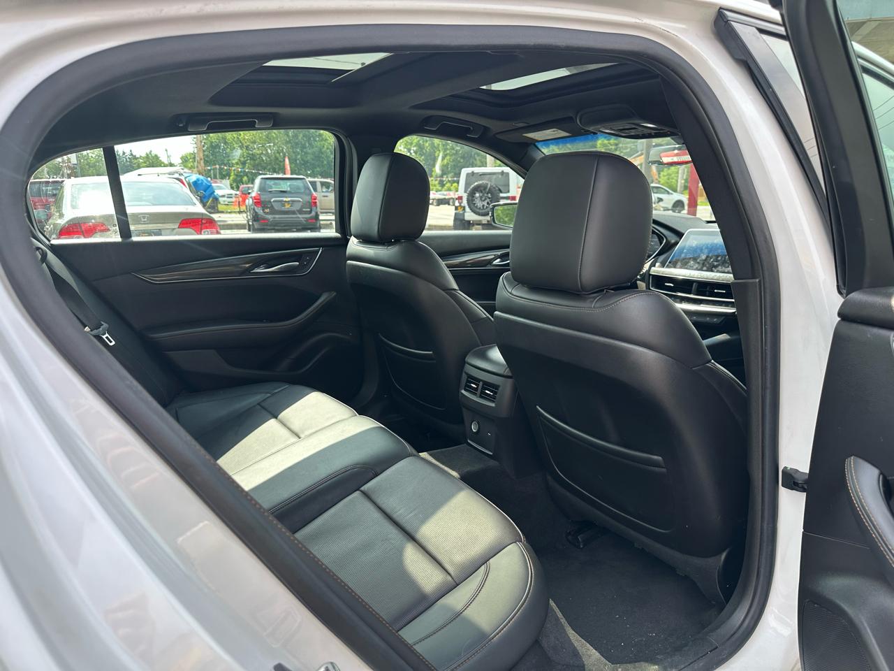 Cadillac CT5 4dr Sdn Sport 2022